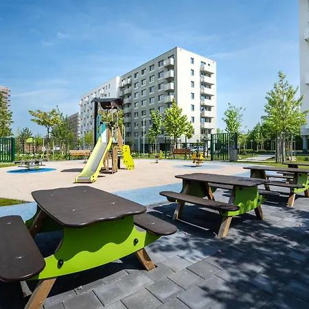 Urban & Green By Ambiente Apartment Pressburg